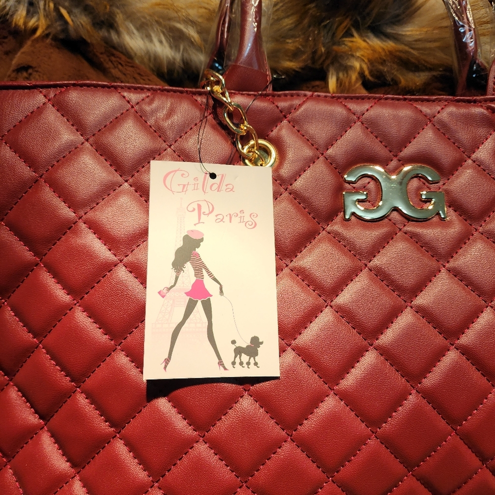 Gilda Paris Red Quilted Tote with Metallic Detail Item 102